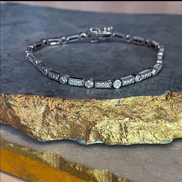 Jewelry - 💎Elegant Sterling Silver Rhodium Round Bar Clear Cubic Zirconia Tennis Bracelet